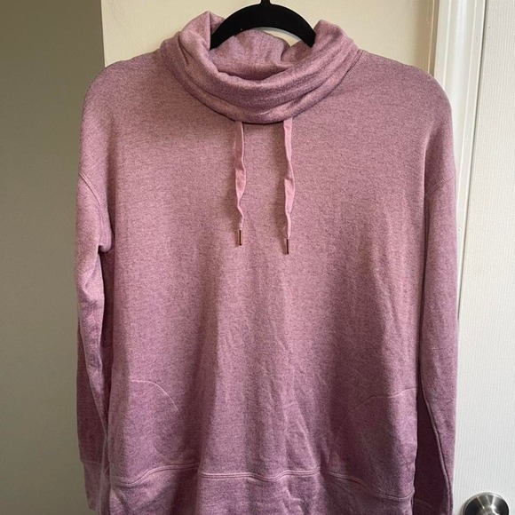 Old Navy Tops - Soft pink Old Navy cowl neck sweatshirt Size XS